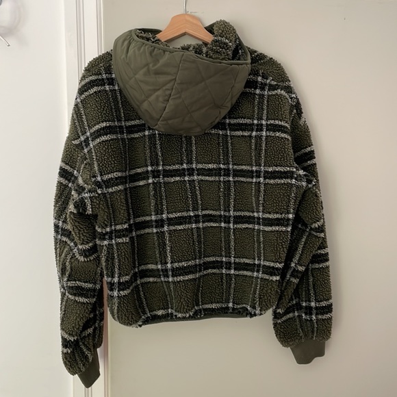 Zara Jacket - Picture 5 of 5